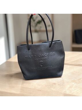 Marc Jacobs Logo Shopper Tote Bag East/West Leather Shadow Black